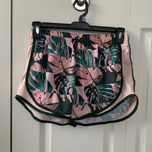 Nike Palm Leaf Dri-Fit Tempo Short